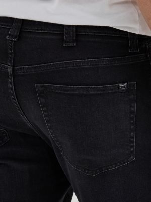 Men's Unlimited Comfort Flex Waist Tapered Jean in Watts alternative view 3
