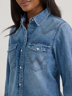Women's Wrangler Classic Denim Slim Western Snap Shirt
