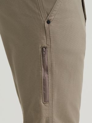 Men's Wrangler&reg; Outdoor Rugged Utility Pant in Brindle alternative view 7