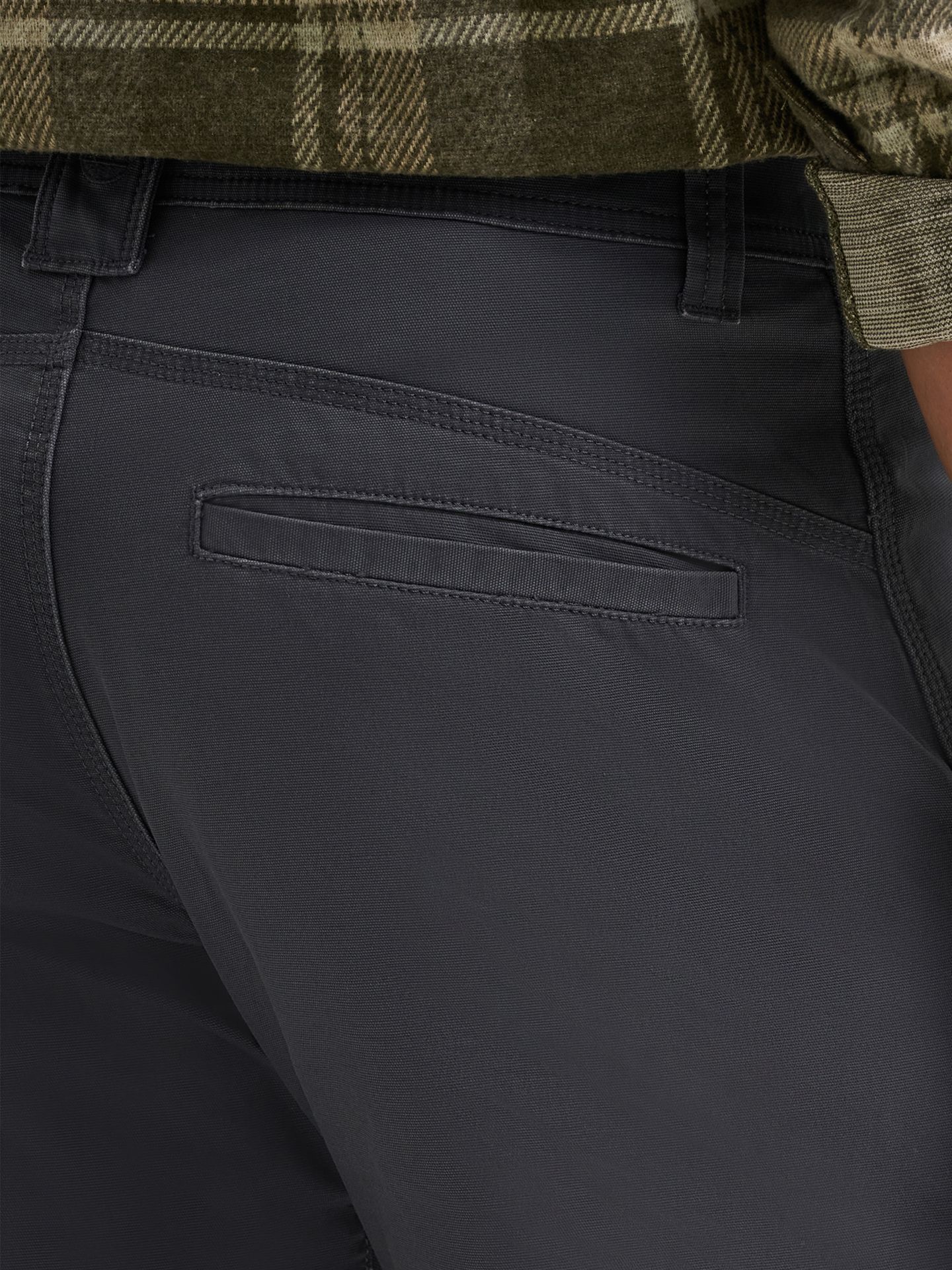 Мужские брюки Wrangler Outdoor Rugged Utility, цвет: Антрацитовый — фото 6
