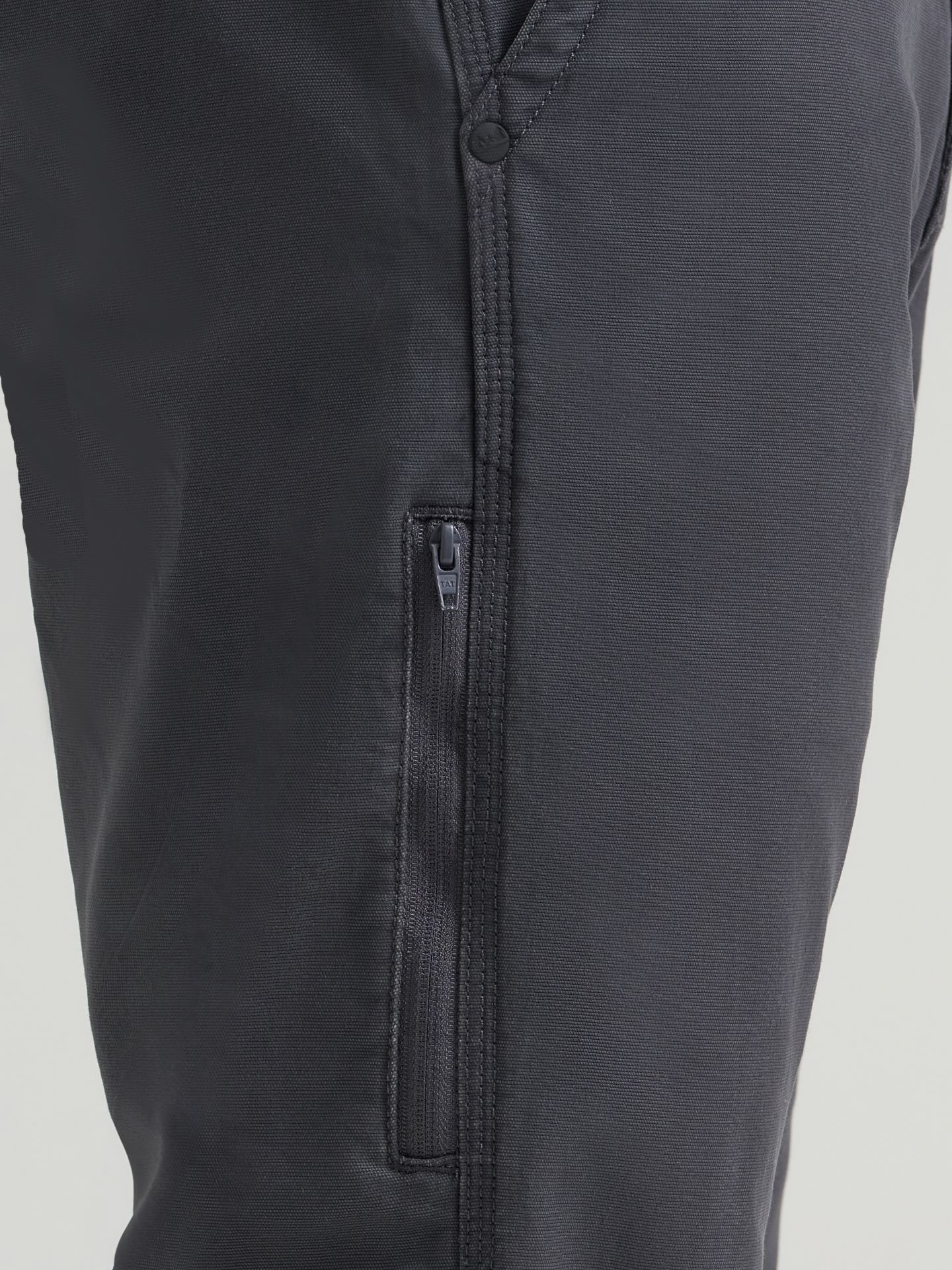Мужские брюки Wrangler Outdoor Rugged Utility, цвет: Антрацитовый — фото 7