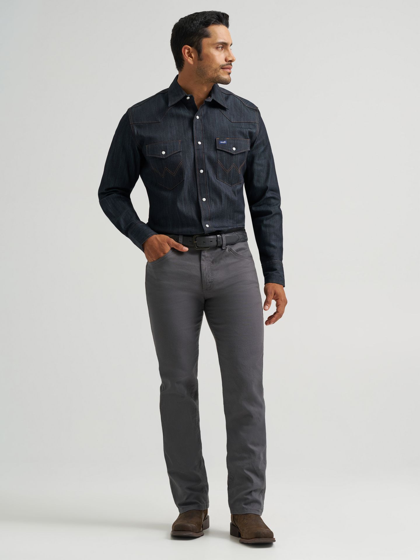 Мужские джинсы Wrangler Premium Performance Tough Comfort Cowboy Cut® Slim Fit Canvas, цвет: Серый — фото 1