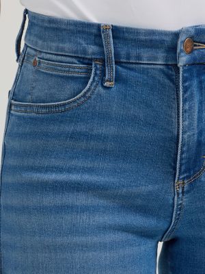 Women's Wrangler Bespoke High Rise Bootcut Jean in Palmer alternative view 7