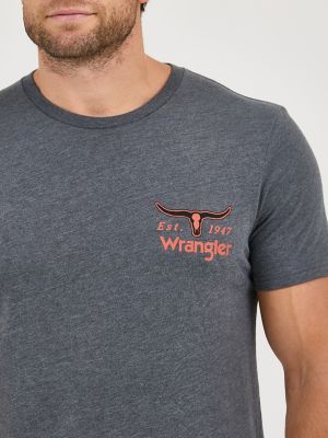 Men's Wrangler Back Graphic T-Shirt in Charcoal Bar