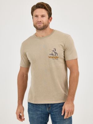 Men's Wrangler Mineral Wash Back Graphic T-Shirt in Trenchcoat alternative view