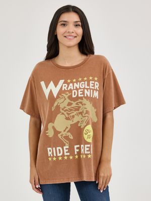 Women's Acid Wash Graphic Oversized Tee in Free Caramel