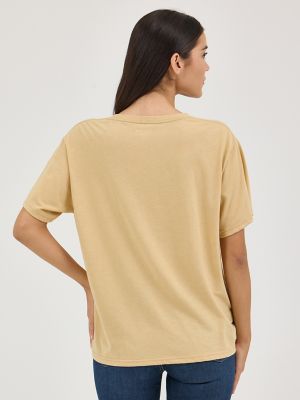 Women's Wrangler Western Graphic Girlfriend Tee in Tan Boots