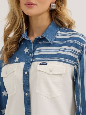 Women's Wrangler Pieced Boyfriend Denim Western Snap Shirt in Stars n Stripes