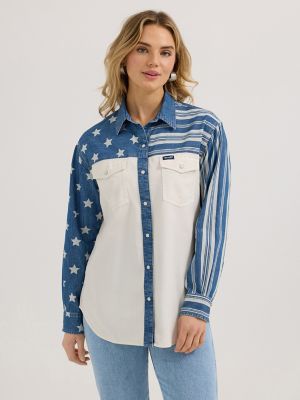 Women's Wrangler Pieced Boyfriend Denim Western Snap Shirt in Stars n Stripes