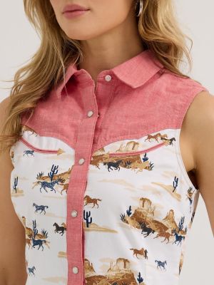 Women's Wrangler Desert Slim Western Snap Tank in Red Desert alternative view 3