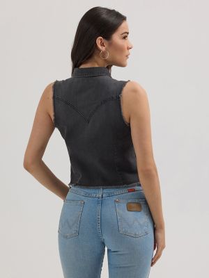 Women's Wrangler Frayed Denim Crop Western Snap Tank in Black Fray alternative view 3
