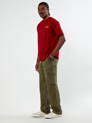 Wrangler® x PacSun Men's Relaxed Cargo Pant in Pine Green