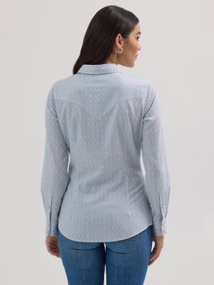 Women's Wrangler All Occasion Western Snap Shirt in Diamond Sky alternative view 2