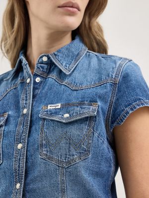 Women's Shrunken Denim Shirt