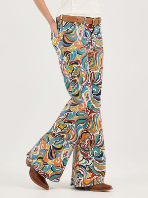 Women's Print Flare Jean in Latigo Print alternative view 5