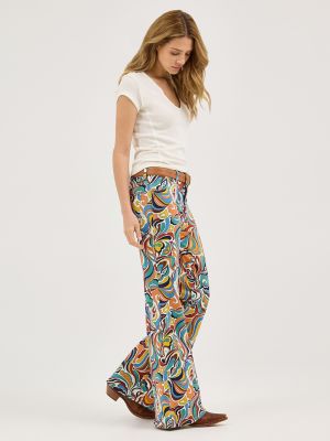 Women's Print Flare Jean in Latigo Print alternative view 8