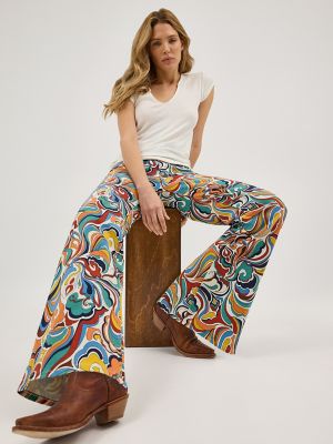 Women's Print Flare Jean in Latigo Print alternative view 9
