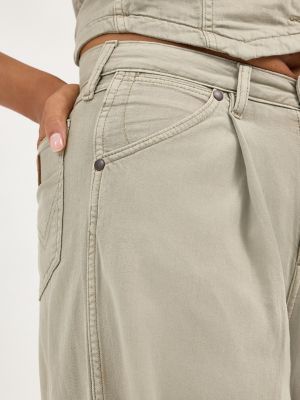 Women's Pleated Trouser in Tea alternative view 7
