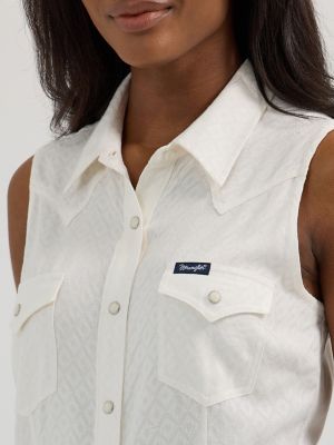 Women's Wrangler Retro® Textured Slim Western Snap Tank in White alternative view 3