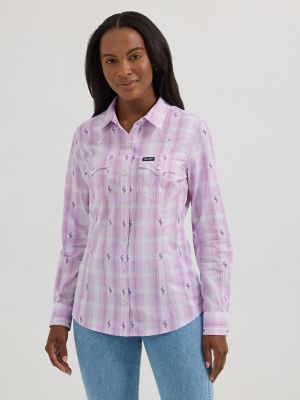 Women's Wrangler Retro® Stripe Slim Western Snap Shirt in Lavender