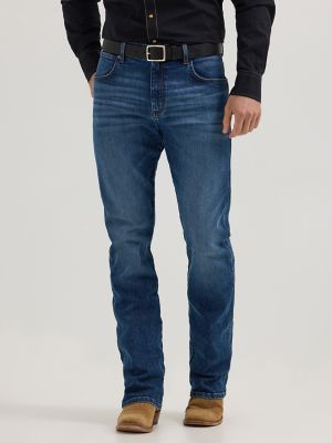 Men's Wrangler Retro® Relaxed Fit Bootcut Jean in Lewiston
