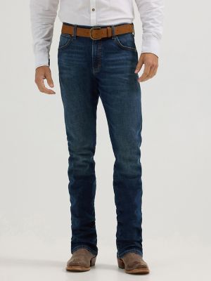 Men's Wrangler Retro® Slim Fit Bootcut Jean in Hayward