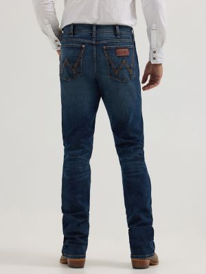 Men's Wrangler Retro® Slim Fit Bootcut Jean in Hayward
