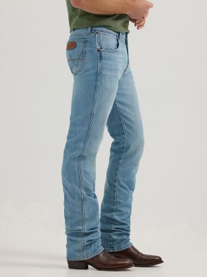 Men's Wrangler Retro® Slim Fit Straight Leg Jean in Mendenhall alternative view 3