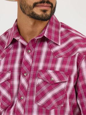 Men's 20X® Competition Advanced Comfort Short Sleeve Western Snap Shirt in Sangria Checks alternative view 2