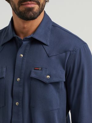 Wrangler ATG&trade; Men's Salida Shirt in Blue Nights