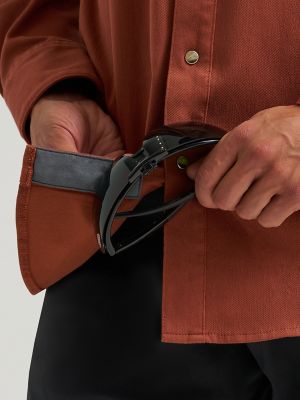 Wrangler ATG&trade; Men's Salida Shirt in Sequoia