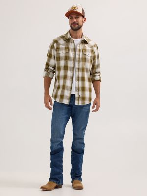 Men's Wrangler Retro® Premium Long Sleeve Western Snap Plaid Shirt in Olive Plaid