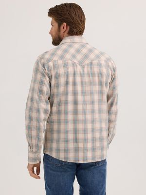 Men's Wrangler Retro® Premium Long Sleeve Western Snap Plaid Shirt in Sandy Blue alternative view 2