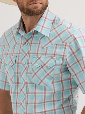 Men's Wrangler Retro® Short Sleeve Sawtooth Pocket Western Snap Shirt in Icy Sea alternative view 3