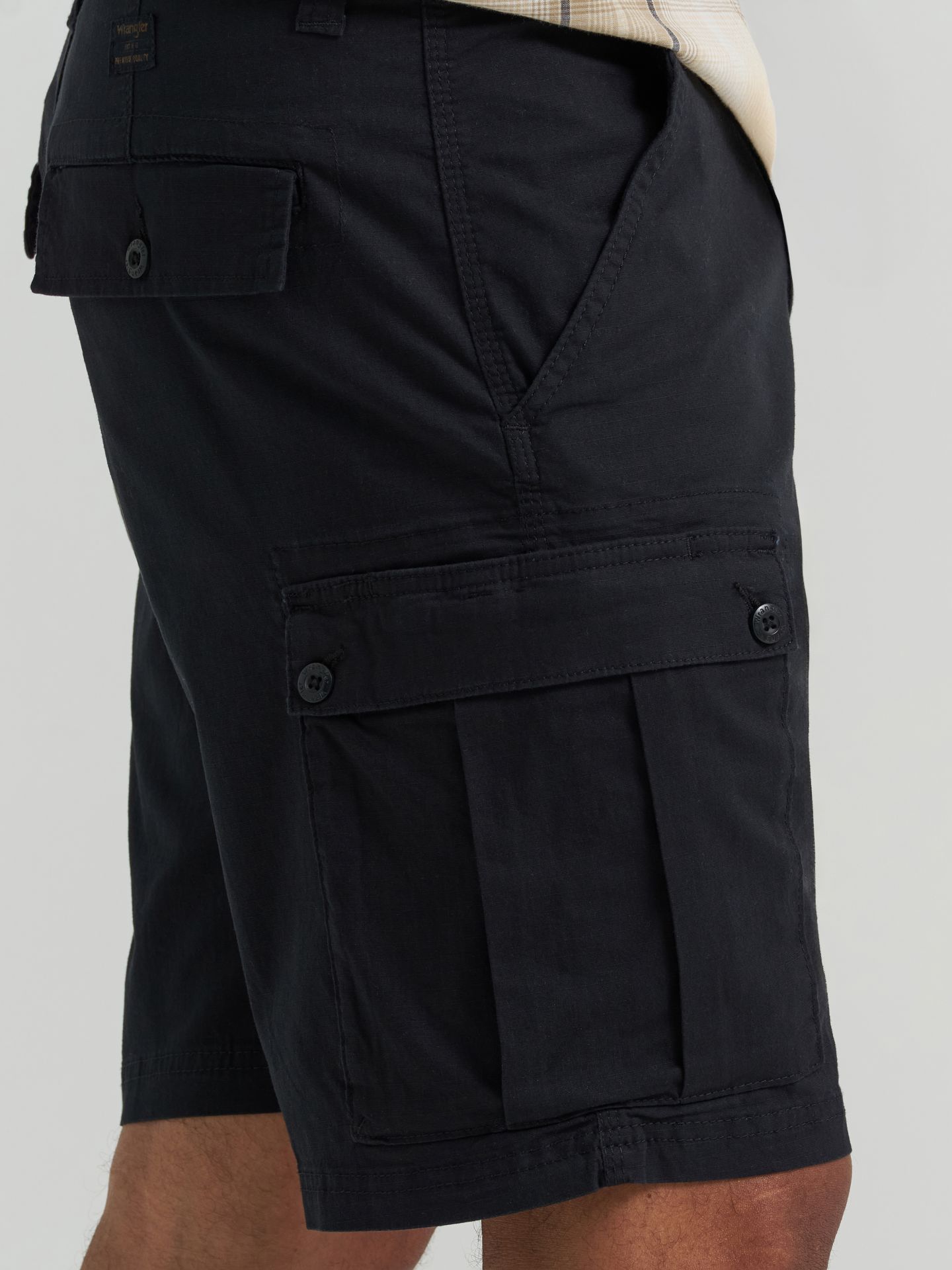 Мужские шорты Wrangler Stretch Ripstop Cargo Short, цвет: Caviar — фото 7