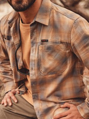 Wrangler ATG™ Men's Adventure 365 Shirt