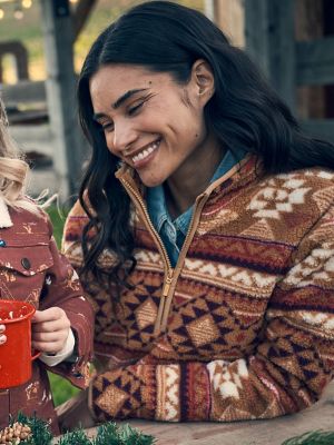 Women's Wrangler Retro® Quarter-Zip Sherpa Pullover