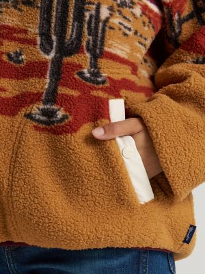 Women's Wrangler Big Sky Sherpa Snap Pullover in Tan