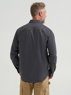 Wrangler&reg; RIGGS Workwear&reg; Ground Cloth Work Shirt in Asphalt alternative view 2