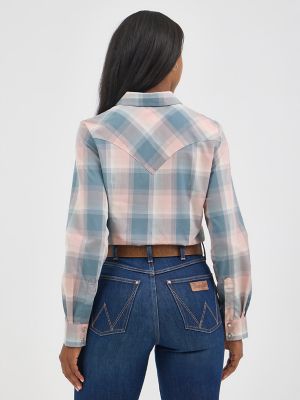 Women's Essential Long Sleeve Plaid Western Snap Top in Dusty Pink