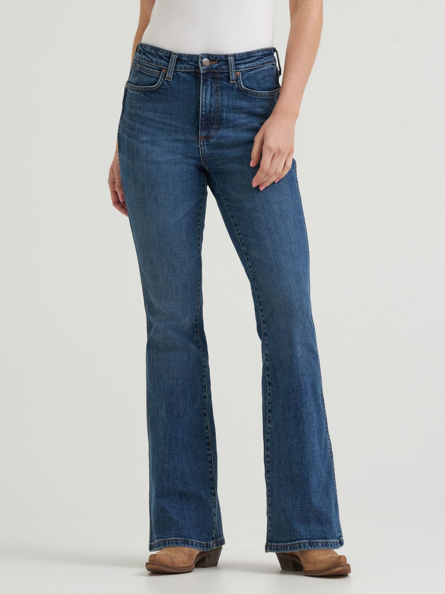 Женские джинсы Wrangler Retro® Bailey High Rise Flare, цвет: Hannah — фото 3