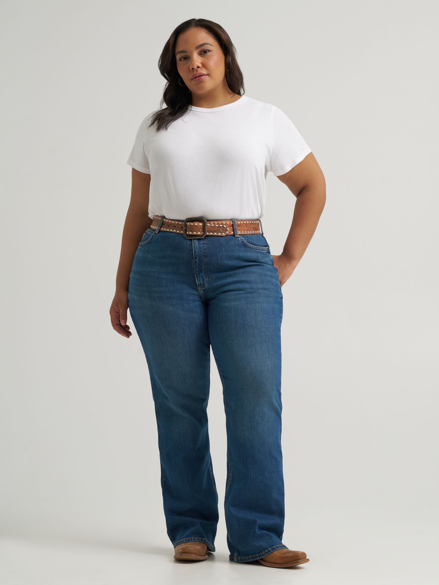 Женские джинсы Wrangler High Rise Skylar Relaxed Bootcut Riding, цвет: Lena — фото 2