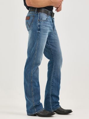 Men's Wrangler Retro® Relaxed Fit Bootcut Jean in Harris