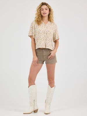 Women's Camp Shirt in Wild Daisy alternative view 2