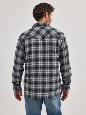 Men's Wrangler Retro® Long Sleeve Flannel Western Snap Plaid Shirt in Charcoal Gray