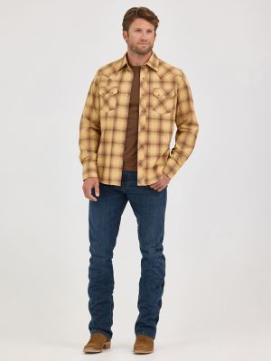 Men's Wrangler Retro® Long Sleeve Sawtooth Snap Pocket Western Shirt