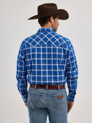 Men's Wrangler Retro® Long Sleeve Sawtooth Snap Pocket Western Shirt in True Blue