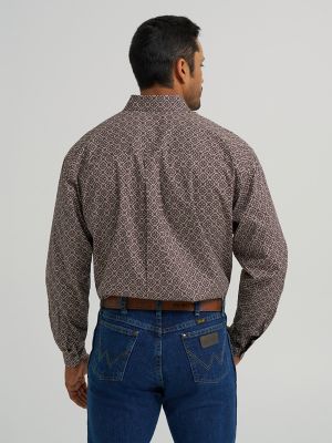 Wrangler® George Strait™ Long Sleeve Button Down Two Pocket Shirt in Coffee Burst