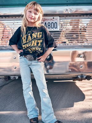 Girl's Wrangler x Lainey Wilson Oversized Graphic Tee in Hang Tight Honey