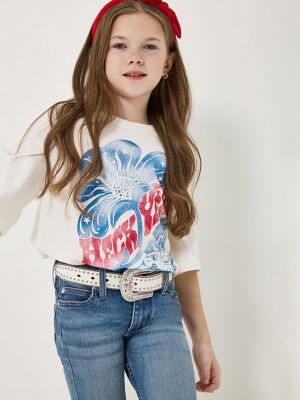 Girl's Wrangler x Lainey Wilson Oversized Graphic Tee in Heck Yeah alternative view 3